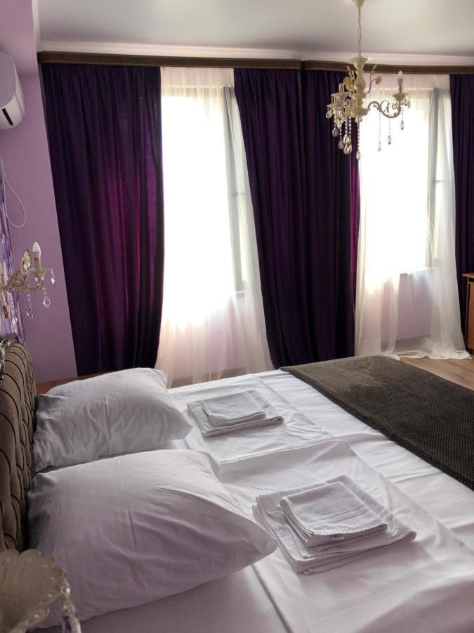 Гостевой Дом Siella Hotel Sukhumi Ngoại thất bức ảnh