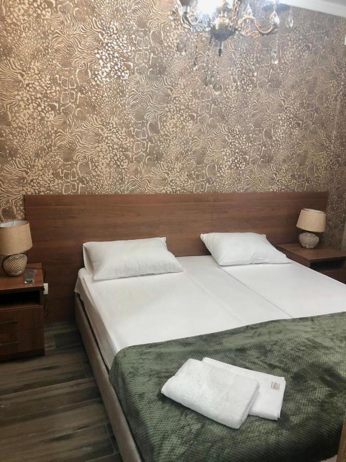 Гостевой Дом Siella Hotel Sukhumi Ngoại thất bức ảnh
