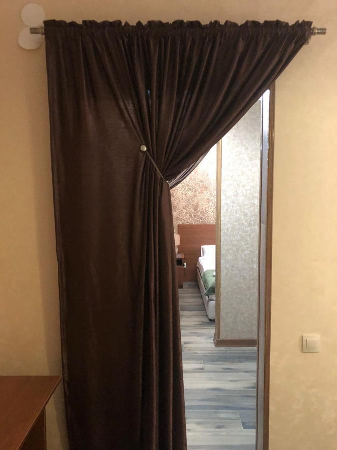 Гостевой Дом Siella Hotel Sukhumi Ngoại thất bức ảnh